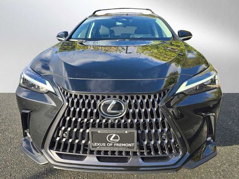 Used 2025 Lexus NX 350h AWD w/ Premium Package image 8