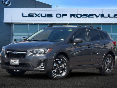 Used 2020 Subaru Crosstrek 2.0i Premium w/ Moonroof Package 2 AWD/4WD image 1