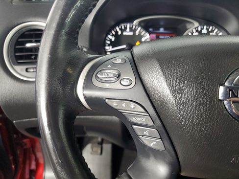 Used 2018 Nissan Pathfinder SV w/ Cargo Package FWD image 25