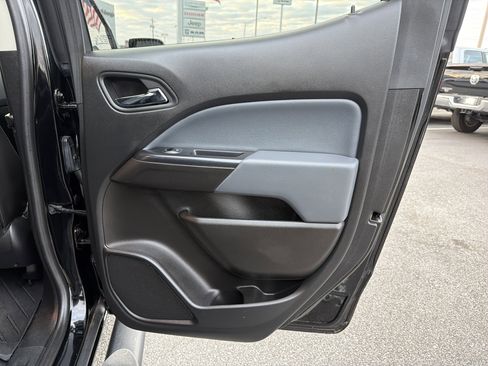 Used 2020 Chevrolet Colorado Z71 image 17