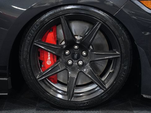 Used 2022 Ford Mustang Shelby GT500 w/ Carbon Fiber Track Pack RWD image 57