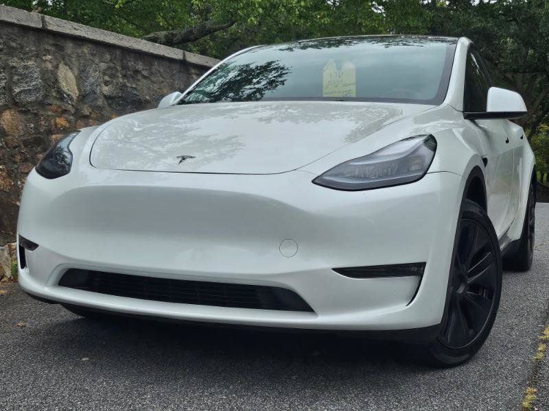Used 2025 Tesla Model Y Long Range AWD/4WD image 78
