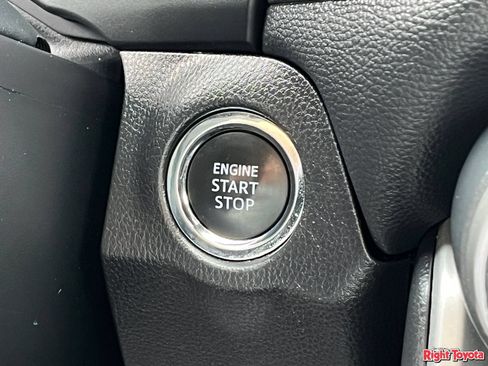 Certified 2025 Toyota RAV4 XLE FWD image 26