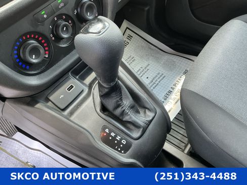 Used 2021 RAM ProMaster City Tradesman SLT w/ Window Group 07 FWD image 23