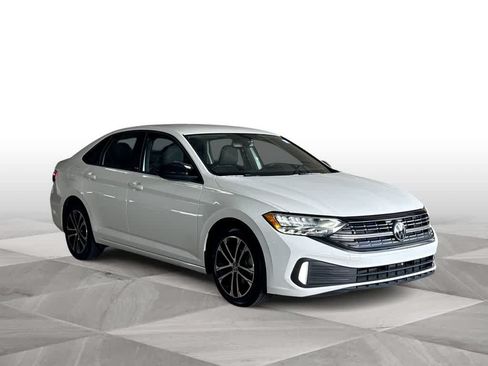 Used 2023 Volkswagen Jetta Sport FWD image 2