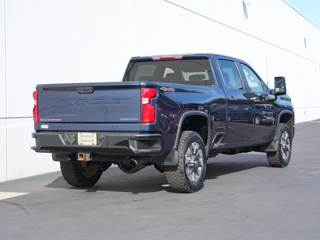 Used 2021 Chevrolet Silverado 2500 Custom w/ Custom Value Package AWD/4WD image 3