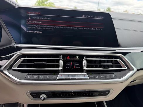Used 2020 BMW X5 xDrive40i w/ M Sport Package AWD/4WD image 17