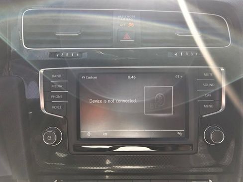 Used 2017 Volkswagen GTI Sport FWD image 21