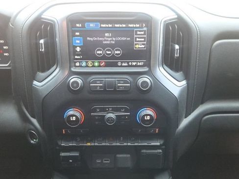 Used 2020 Chevrolet Silverado 1500 LT Trail Boss AWD/4WD image 25