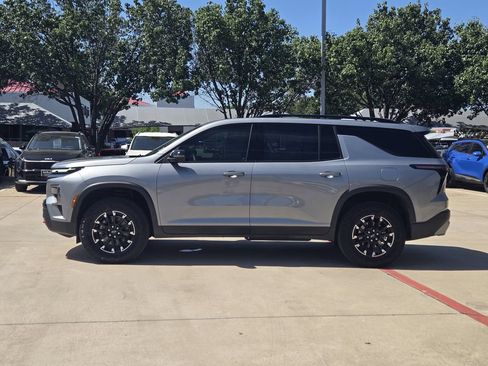 Used 2025 Chevrolet Traverse Z71 AWD/4WD image 12