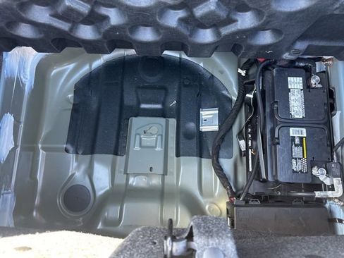 Used 2020 Dodge Challenger R/T w/ Blacktop Package image 30