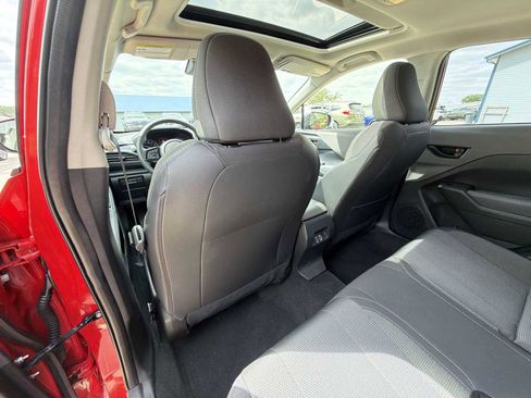 Certified 2024 Subaru Crosstrek 2.0i Premium AWD/4WD image 15
