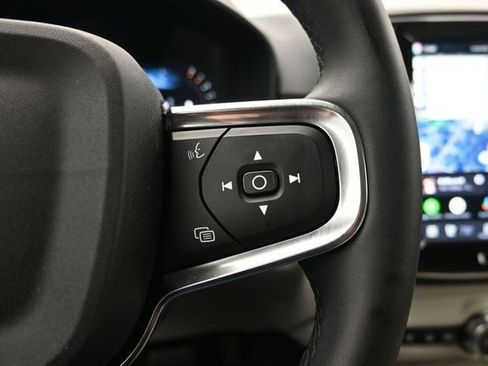Used 2023 Volvo XC40 B5 Ultimate w/ Climate Package AWD/4WD image 24