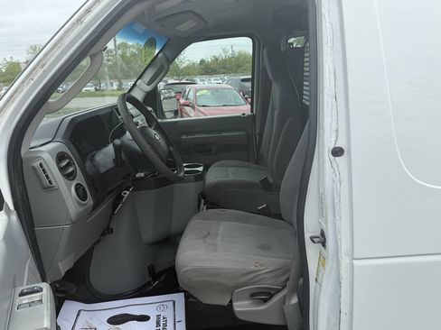 Used 2012 Ford E-250 and Econoline 250 w/ PWR Group RWD image 11