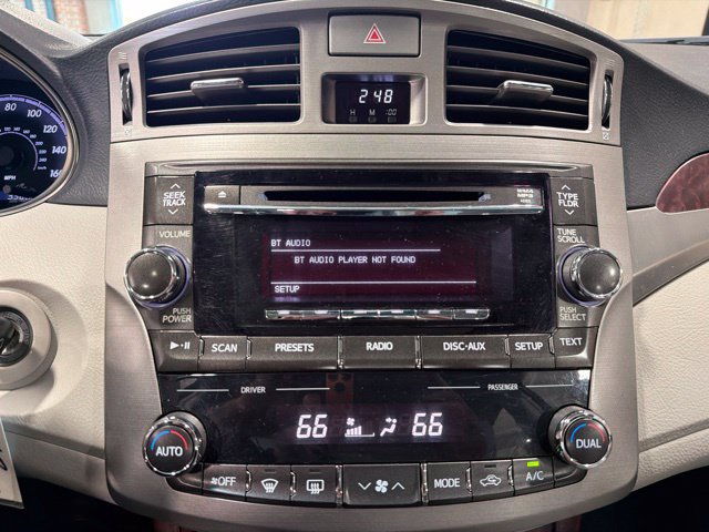 Used 2011 Toyota Avalon FWD image 18