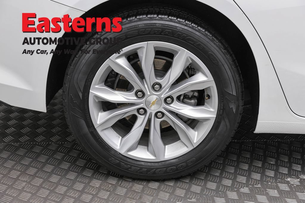 Used 2025 Chevrolet Malibu LT FWD image 32