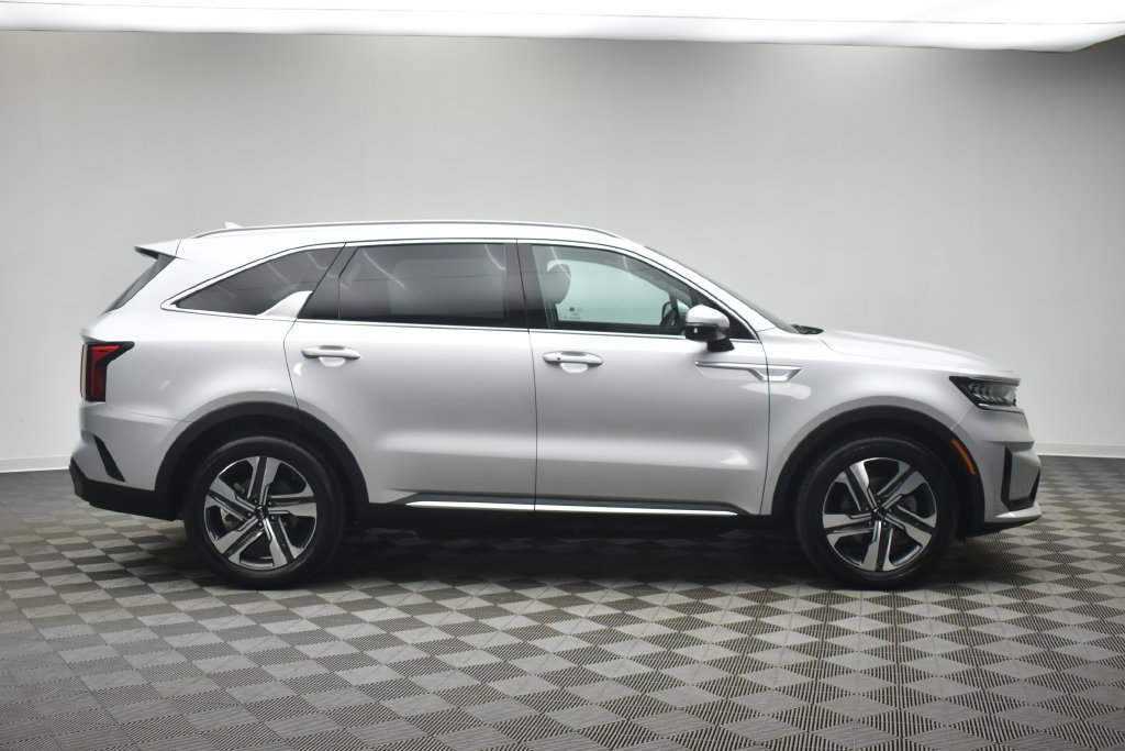 Used 2023 Kia Sorento EX AWD/4WD image 11