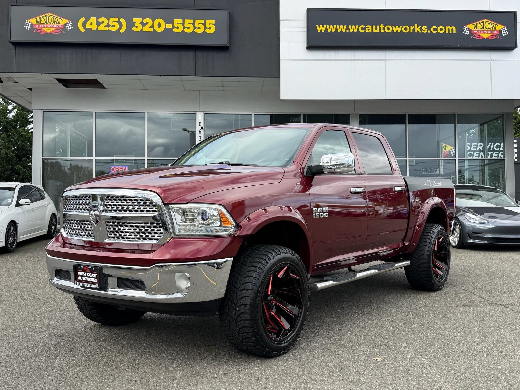 Used 2016 RAM 1500 Laramie w/ Convenience Group AWD/4WD image 2