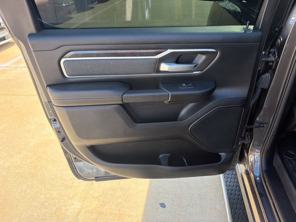 Used 2021 RAM 1500 Big Horn AWD/4WD image 17