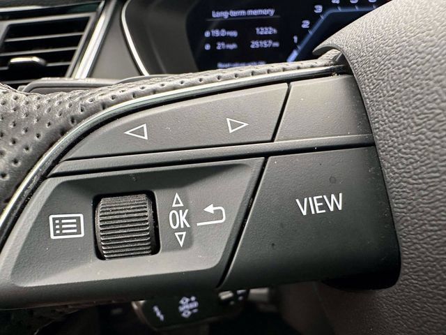 Certified 2023 Audi SQ5 Premium Plus w/ Premium Plus Package AWD/4WD image 33