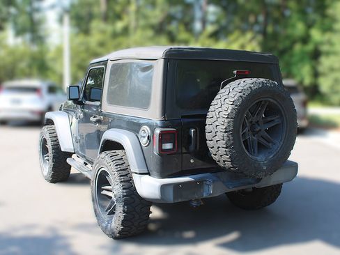 Used 2021 Jeep Wrangler Sport AWD/4WD image 7