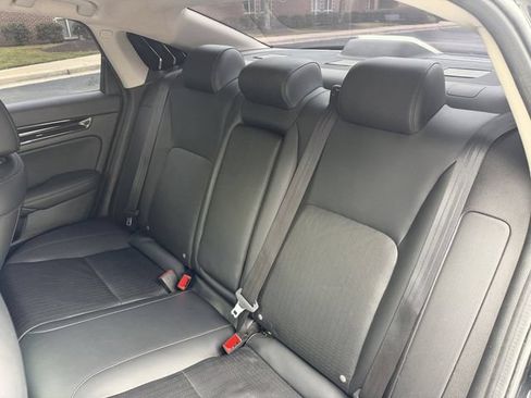 Used 2022 Honda Civic Touring image 30