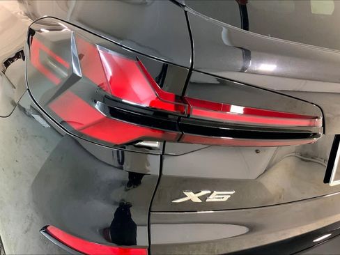 New 2026 BMW X5 xDrive50e w/ Executive Package image 14