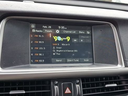 Used 2018 Kia Optima LX w/ 17" Alloy Wheels Package image 16