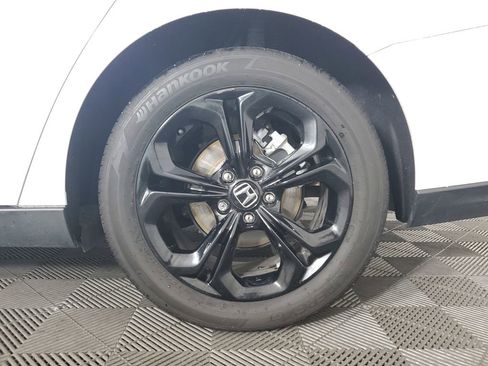 Used 2025 Honda Accord SE image 29