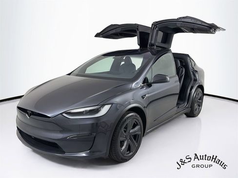 Used 2026 Tesla Model X AWD/4WD image 3