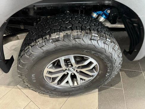 Used 2018 Ford F150 Raptor w/ Equipment Group 802A Luxury image 53