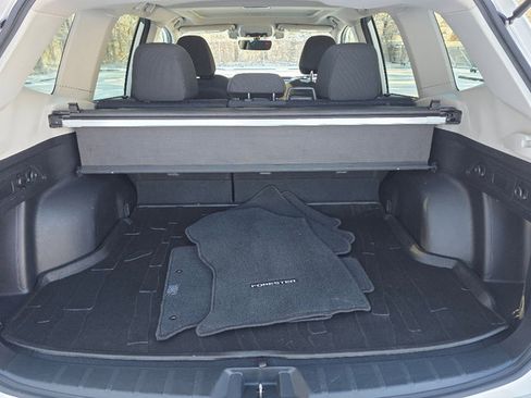 Used 2020 Subaru Forester Premium image 4