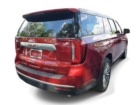 Used 2024 GMC Yukon XL Denali w/ Denali Reserve Package RWD image 4