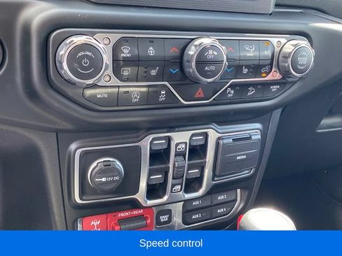 Used 2020 Jeep Wrangler Unlimited Rubicon w/ Quick Order Package 28Y Recon AWD/4WD image 12
