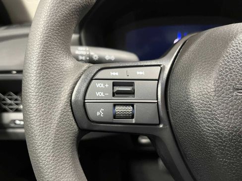 New 2025 Honda Accord SE image 17