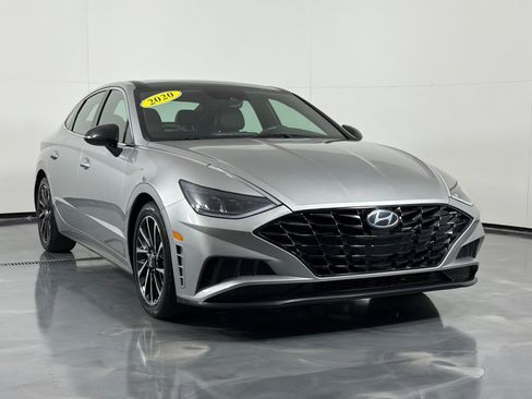 Used 2020 Hyundai Sonata SEL Plus w/ Tech Package FWD image 3