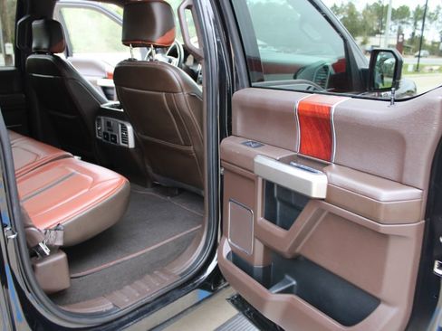 Used 2019 Ford F150 King Ranch w/ Equipment Group 601A Luxury image 14