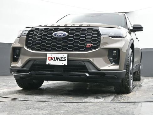 New 2026 Ford Explorer ST w/ Sun And Sound Package image 65