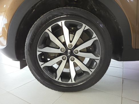 Used 2017 Kia Sportage EX w/ EX Technology Package AWD/4WD image 12