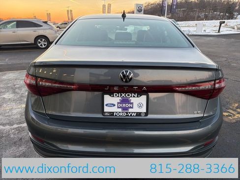 New 2026 Volkswagen Jetta SE image 6