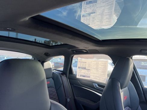 New 2025 Audi RS 6 performance image 11