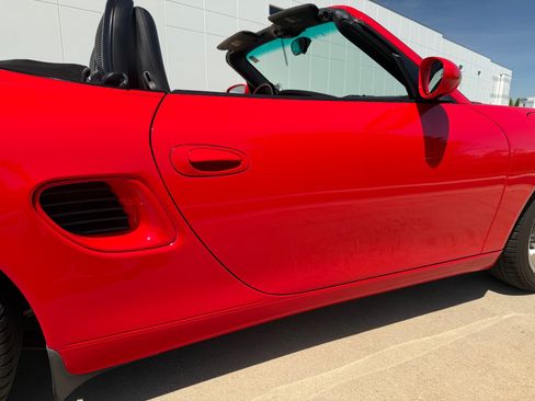 Used 2001 Porsche Boxster RWD image 28
