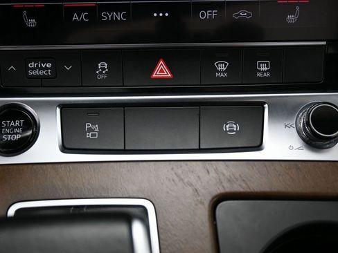 Used 2024 Audi A6 Premium Plus image 30