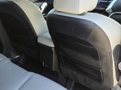 Used 2025 Mitsubishi Eclipse Cross SEL AWD/4WD image 32