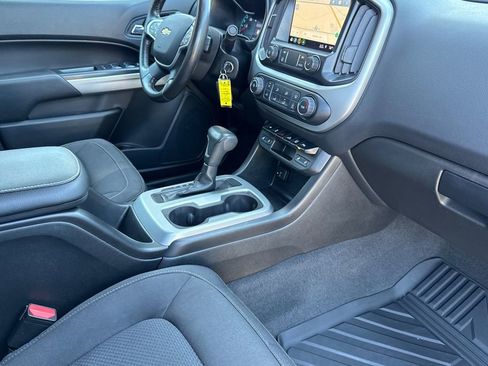 Used 2021 Chevrolet Colorado LT w/ Safety Package image 17