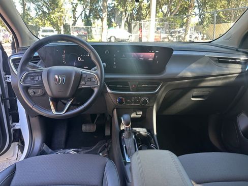 Used 2025 Buick Encore GX Preferred image 27