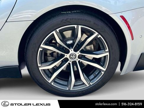 Used 2021 Toyota Supra w/ Safety & Technology Package RWD image 8