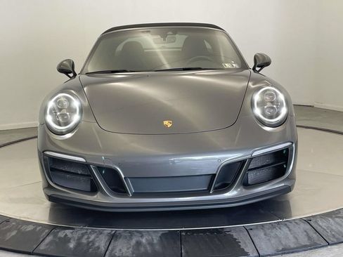 Certified 2019 Porsche 911 Targa 4 GTS AWD/4WD image 10