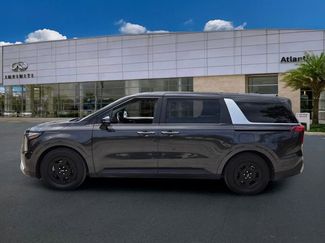 Used 2025 Kia Carnival FWD video 2