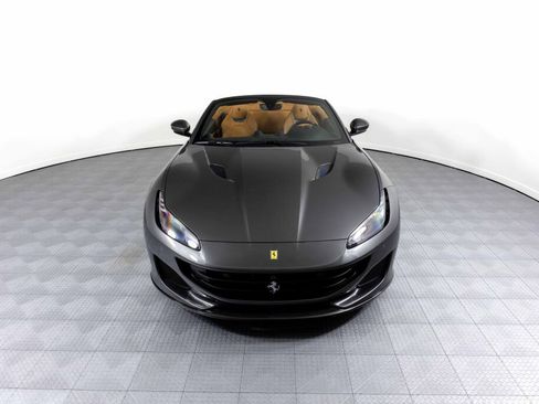 Used 2019 Ferrari Portofino image 13